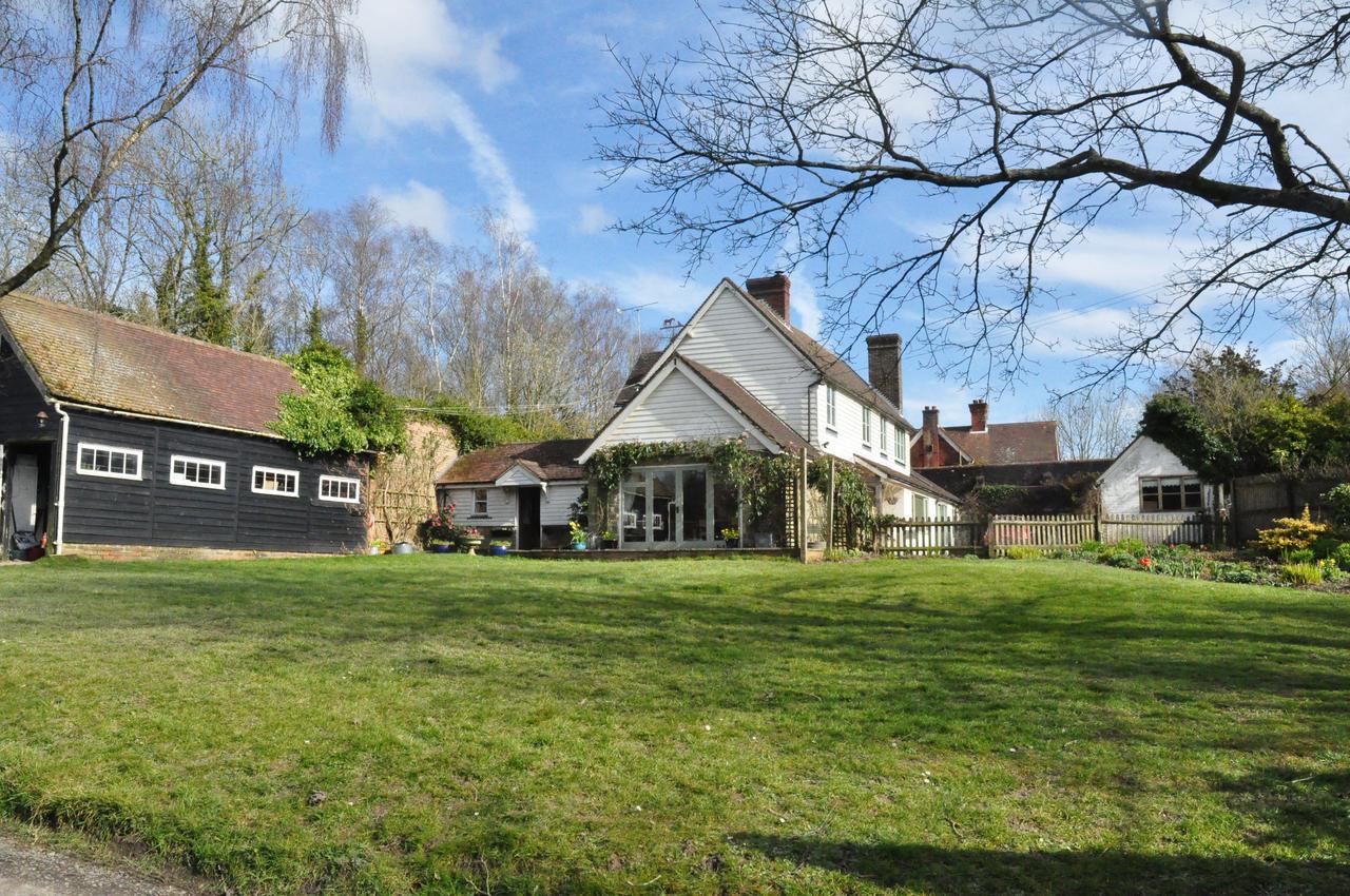 مبيت وإفطار Wadhurst Little Tidebrook Farm المظهر الخارجي الصورة