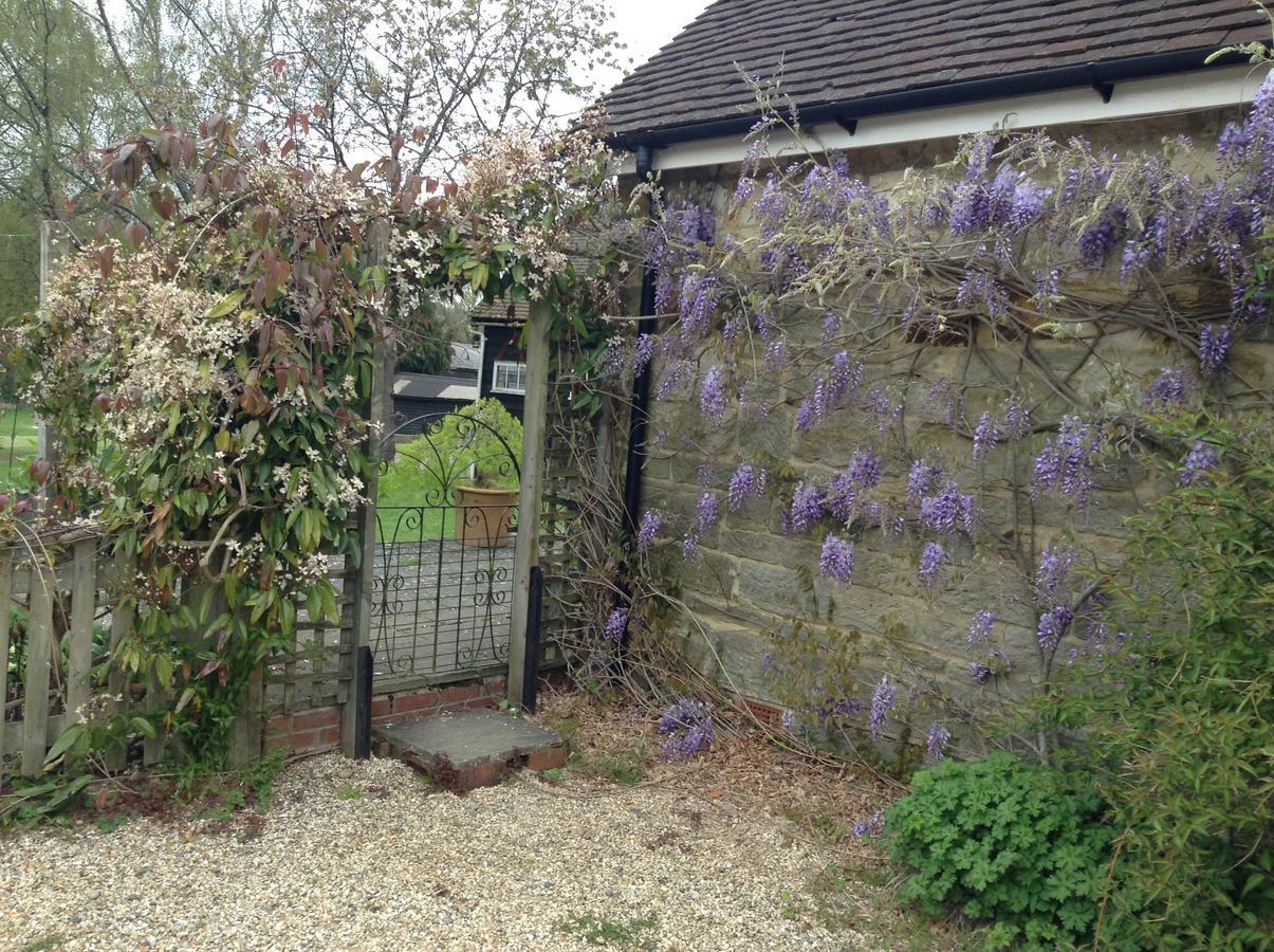 مبيت وإفطار Wadhurst Little Tidebrook Farm المظهر الخارجي الصورة